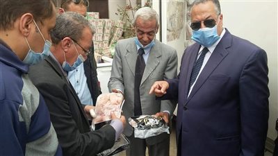 ضبط سيارتين لبيع لحوم وكبدة غير صالحة للاستهلاك الآدمي باسيوط