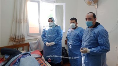 90 فريق طبي يواصلون متابعة حالات العزل المنزلى لمرضى كورونا بالبحيرة