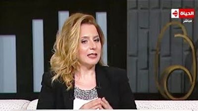 هل المال أو السلطة من مفاتيح السعادة؟ خبيرة تجيب