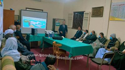 عمد منفلوط في ندوة التوعية بالإقرار الضريبي الإلكتروني