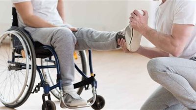 يعالج الشلل في أسبوعين.. باحثون يكتشفون علاجاً جديداً