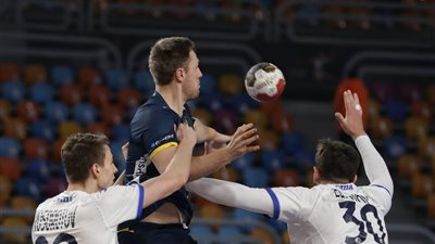 السويد تحكم سيطرتها على الشوط الاول امام الاتحاد الروسي