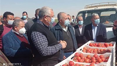 وزير الري من المنيا: الرئيس السيسي وجه بتبطين 20 الف كم من الترع والمساقى خلال 3 سنوات