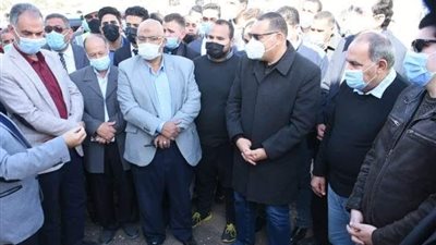 محافظ الشرقية يتابع إنشاء محطة معالجة مياه الصرف الصحي بالصوالح