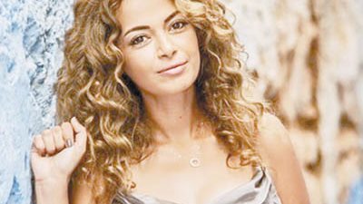داليا مصطفي تتعرض للرعب 
