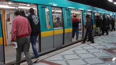 بعد سحب الأدخنة..المترو: انتظام حركة قطارات الخط الثانى فى جميع المحطات