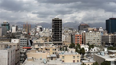إيران تفرض حجرا صحيا على القادمين من أوروبا