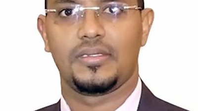 الياس شيخ عمر ابو بكر سفيرا جديدا لجمهورية الصومال بالقاهرة