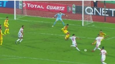 الزمالك ينهى الشوط الأول بهدف دون رد امام حسين داى