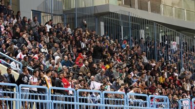جمهور الزمالك يضرب مثالا فى الإنسانية بمباراة فريقهم مع نصر حسين داى