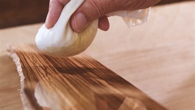 سر لمعان الاثاث الخشبى بدون منظفات