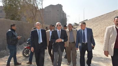 بتكلفة 9 مليون جنيه رصف طريق الخدمة الموازي لحرم الدائري ببولاق الدكرور