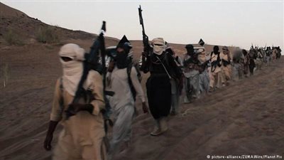 فرار مئات الدواعش من سوريا للعراق بملايين الدولارات