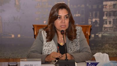 محافظ دمياط: فحص للسيدات العاملات بالديوان والمصالح الحكومية للكشف عن أورام الثدي