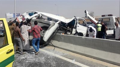 تصادم اتوبيسين على طريق مطروح