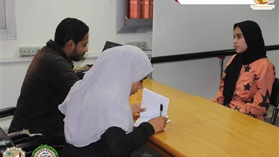 طلاب جدد يتقدمون للانضمام لنموذج محاكاة جامعة الدول العربية بجامعة سوهاج