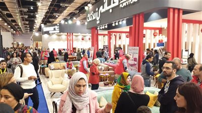 بالصور.. إقبال كبير على معرض 