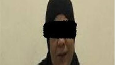 حبس عصابة الاستاذة المتخصصة تزويرالمستندات والمحررات الرسمية بالثغر