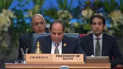 الرئيس السيسي يجب حرمان العناصر الارهابية من الحصول على الوسائل المتقدمة التي تستخدمها في تجنيد عناصرها