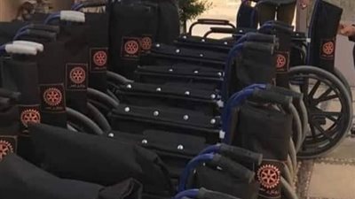 أندية روتاري الإسكندرية تهدي 200 كرسي متحرك وتساهم فى تطوير قريه الأمير بالأقصر