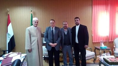 الخطيب يعرض على محافظ الشرقية برنامج الاوقاف لحملة ١٠٠ مليون صحة