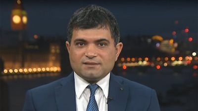 خبير:استقالة وزير خارجية إيران تكشف صراعات وانشقاقات في أروقة الحكم