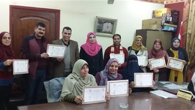 تعليم الخانكة يكرم رؤساء الأقسام لجهودهم في إثراء العملية التعليمية