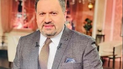 إدوارد يسخر من احمد حاتم .. والسبب 