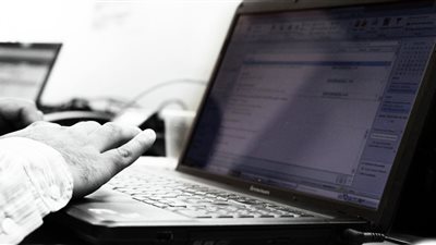انطلاق 6 اقمار صناعية لتوفير إنترنت فائق السرعة في الفضاء