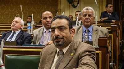 برلمانى يدعو إلى تولى القوات المسلحة إدارة مرفق السكة الحديد