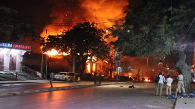 مصرع وإصابة 30 شخص بسبب حادث إرهابي بالصومال