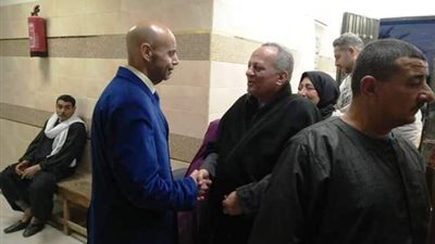 وكيل وزارة صحة الشرقية يختتم متابعته لحملة ١٠٠ مليون لليوم الثاني من منيا القمح