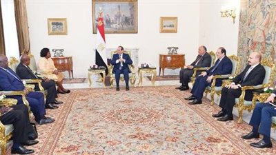 الرئيس يبحث تطورات الاوضاع في القرن الافريقي مع وزيرة خارجية كينيا