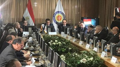 جامعة أسيوط تشارك فى أعمال الامتحان المعرفي الإلكتروني الموحد لكليات الطب
