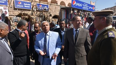 اللمسات النهائية لإنطلاق ملتقى الشباب الإفريقى بأسوان