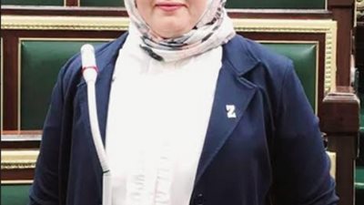 نائبة السويس تطالب القباج بإعادة تشغيل مركز التكوين المهني ودعم المرأة المعيلة