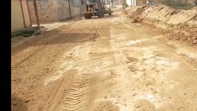 تمهيد 18 كيلو طرق ترابية بشوارع الامام مالك في مرسي مطروح.صور
