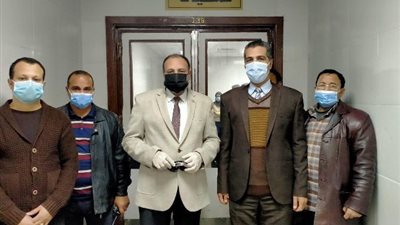 نائب رئيس جامعة الأزهر يتفقد سير العمل بالعيادات الخارجية بالمستشفى الجامعي بأسيوط