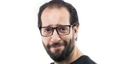 شاهد.. أحمد أمين في مقارنة مع ديفيد بيكهام