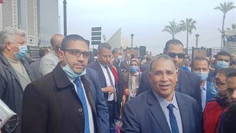 عبدالحليم علام وسط