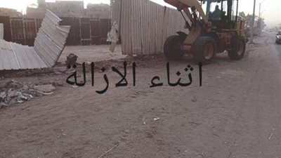 إزالة 4 هناجر وسط الزراعات بقرية بني هارون