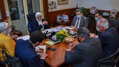 زايد تبحث مع شركة 