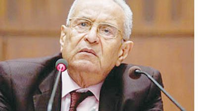 تلقوا دعماً خارجياً لأخونة الحزب وتدمير بيت الأمة