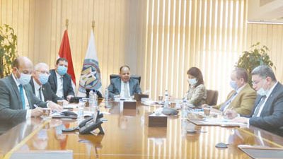 تشغيل مراكز الخدمات اللوجستية بالدخيلة وبورتوفيق نهاية مارس والإسماعيلية وسفاجا يونيه المقبل