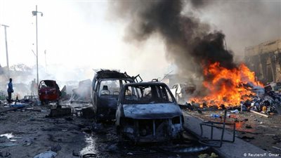 عاجل .. تفجير انتحاري قرب القصر الرئاسي في العاصمة الصومالية مقديشو