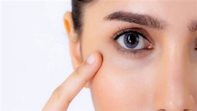 عادات خاطئة تؤدي للهالات السوداء حول العينين.. تعرف على طرق علاجها
