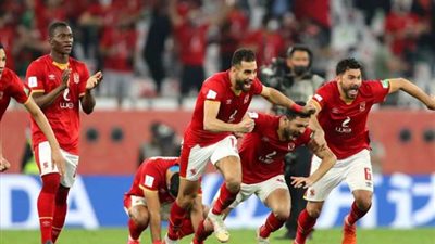 أبو الدهب: الأهلي يحتاج إلى رأس حربة هداف