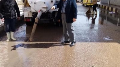 محافظ دمياط استمرار الجهود لرفع تجمعات مياه الأمطار بمدن وقرى المحافظة