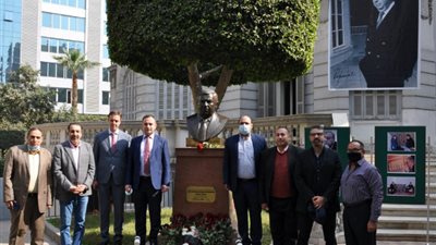 تهنئة مصرية للدبلوماسية الروسية