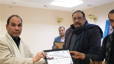 اسيوط تكرم فرسان الأدب في يوم الوفاء